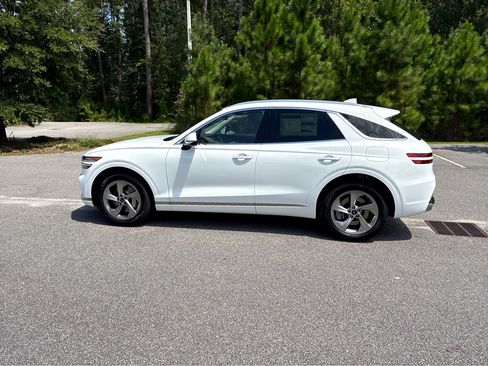 New 2026 Genesis GV70 2.5T image 36