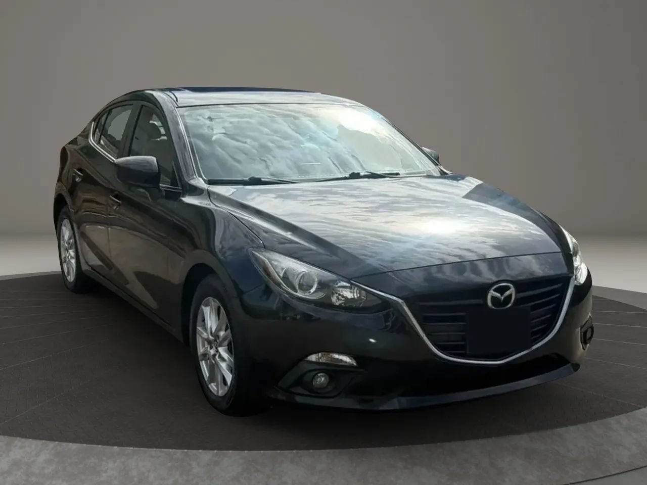 Used 2015 MAZDA MAZDA3 i Grand Touring FWD image 2