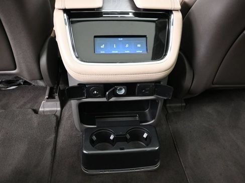 Used 2024 Lincoln Navigator Premiere AWD/4WD image 21