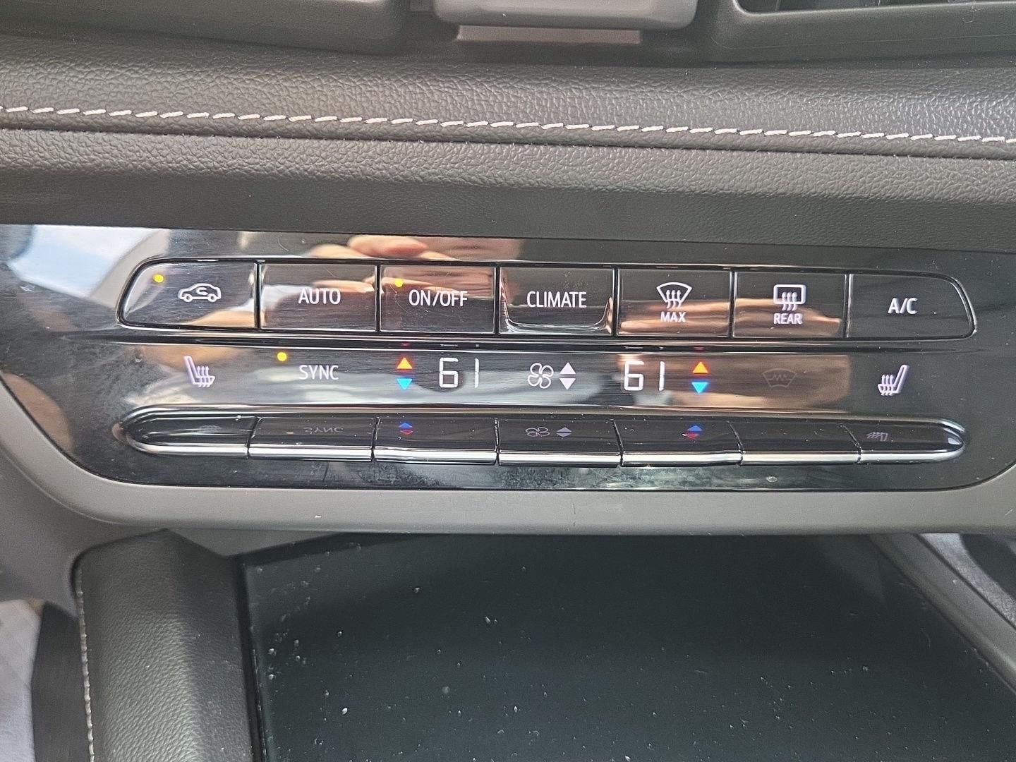 Used 2022 Buick Envision Preferred AWD/4WD image 15