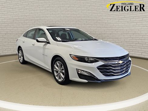 Used 2024 Chevrolet Malibu LT FWD image 3