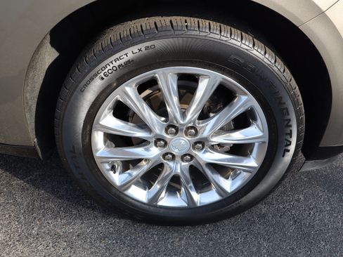 Used 2020 Buick Enclave Essence w/ Sound and Sites Package FWD image 12