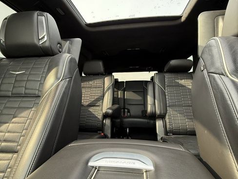 Used 2021 Cadillac Escalade Sport Platinum image 24