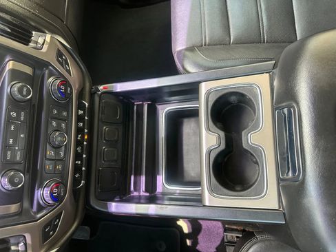 Used 2018 GMC Sierra 3500 Denali w/ Duramax Plus Package image 37