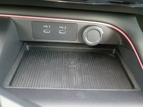 New 2026 Nissan Sentra SV w/ SV Convenience Package FWD image 17