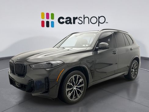 Used 2025 BMW X5 xDrive40i w/ M Sport Package AWD/4WD image 1