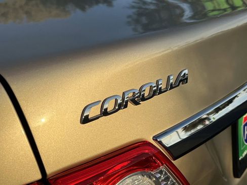 Used 2013 Toyota Corolla LE image 8