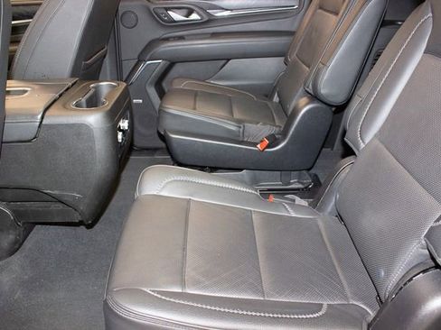 Used 2022 GMC Yukon XL Denali w/ Denali Premium Package image 20