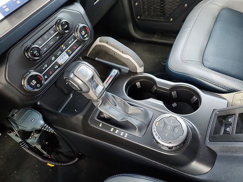 Used 2021 Ford Bronco First Edition image 12