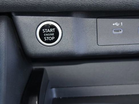 Used 2023 Nissan Rogue SV image 21