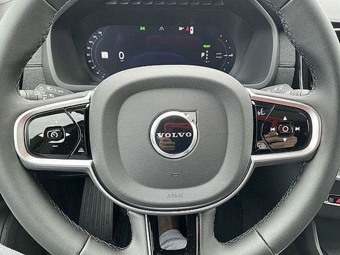 New 2026 Volvo XC90 T8 Ultra w/ Protection Package Premier AWD/4WD image 20