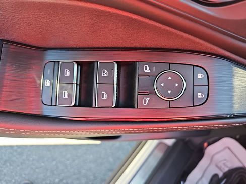 Used 2023 Nissan Rogue SL FWD image 32