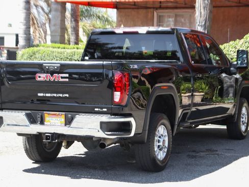 Used 2023 GMC Sierra 2500 SLE w/ SLE Convenience Package AWD/4WD image 9