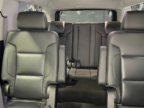 Used 2016 GMC Yukon XL SLT w/ Open Road Package image 27