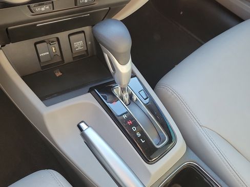 Used 2015 Honda Civic EX-L image 36