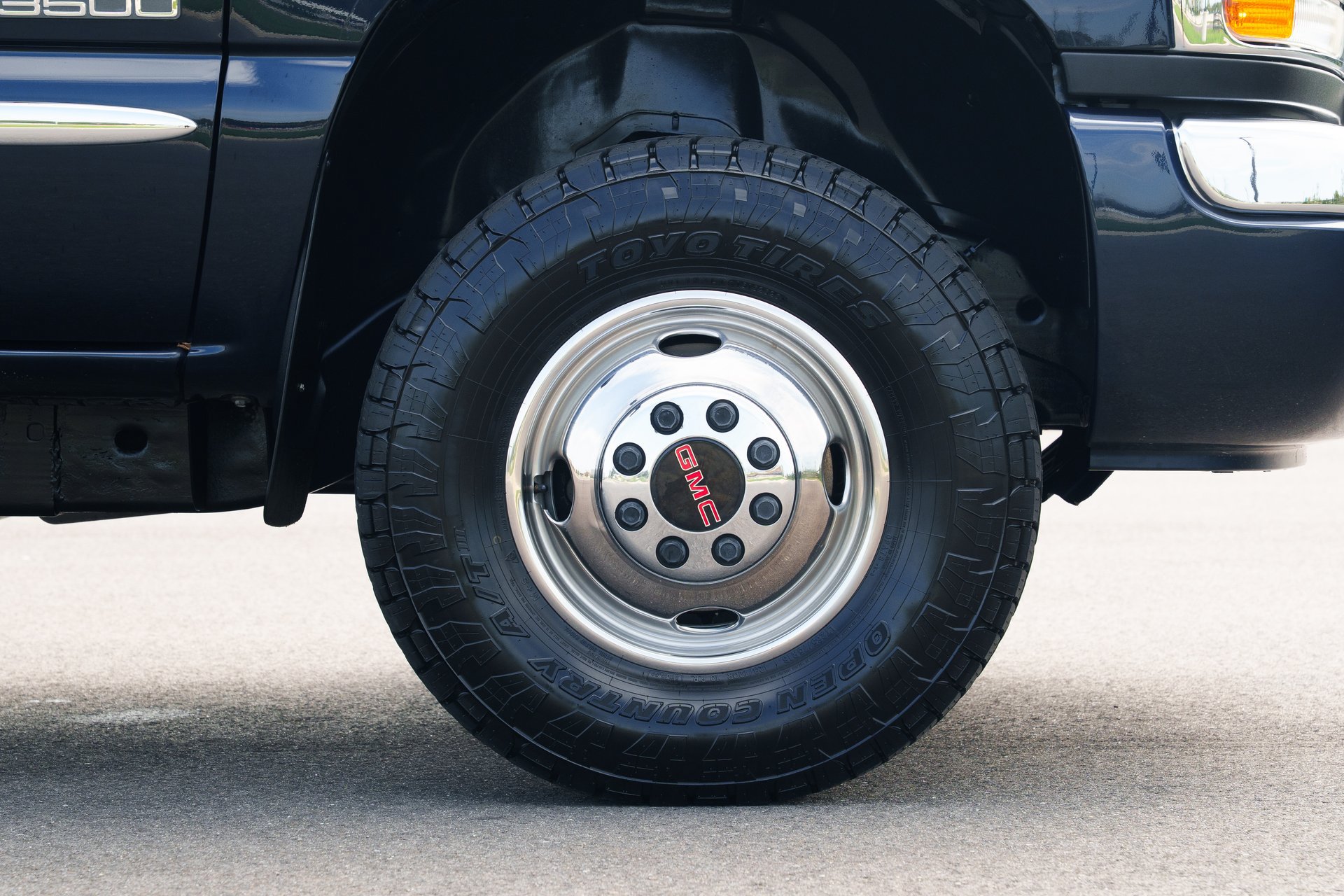Used 2006 GMC Sierra 3500 SLE w/ Heavy-Duty Power Package AWD/4WD image 27