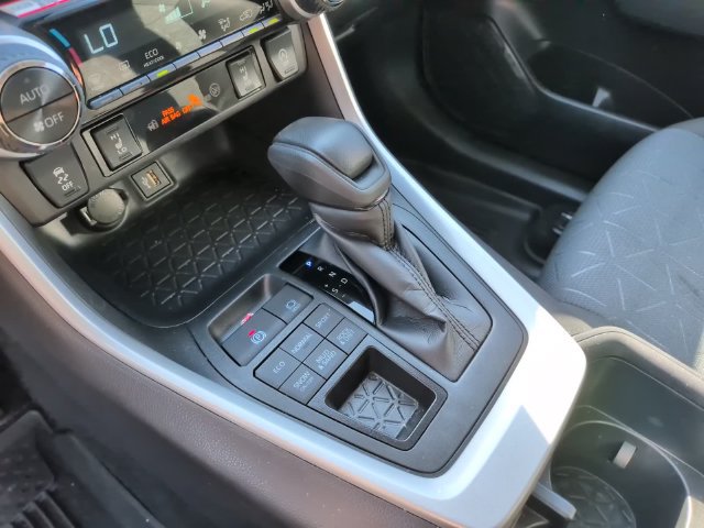 Certified 2025 Toyota RAV4 XLE w/ Convenience Package AWD/4WD image 20