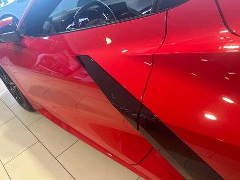 Used 2024 Chevrolet Corvette Stingray w/ Z51 Performance Package image 21