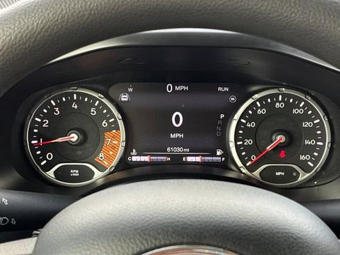 Used 2023 Jeep Renegade Latitude AWD/4WD image 25