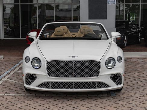 Used 2020 Bentley Continental GT image 23