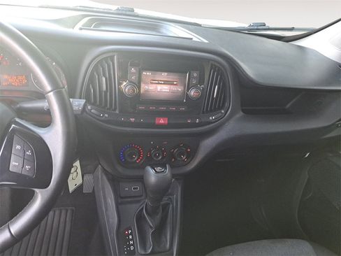 Used 2021 RAM ProMaster City Tradesman SLT image 11