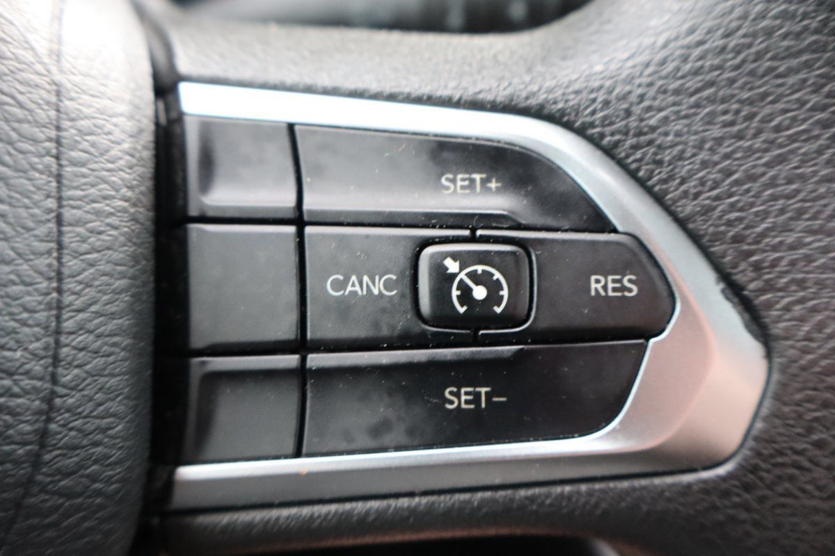 Used 2024 Jeep Compass Sport AWD/4WD image 29