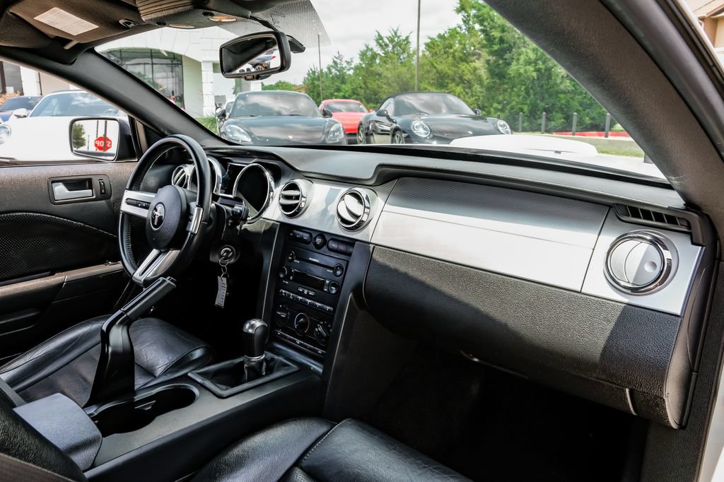 Used 2007 Ford Mustang GT Premium RWD image 10