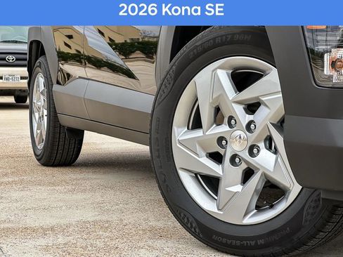 New 2026 Hyundai Kona SE image 2
