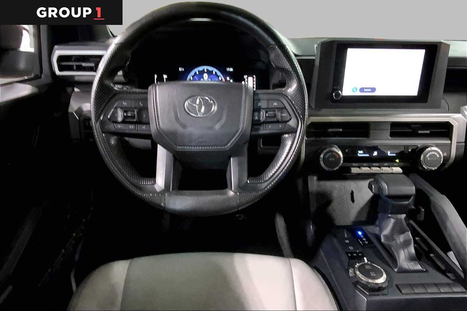 Certified 2025 Toyota Tacoma SR5 AWD/4WD image 6