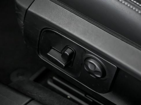 Used 2019 Maserati Ghibli S image 25