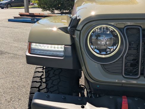 New 2026 Jeep Gladiator Rubicon image 9