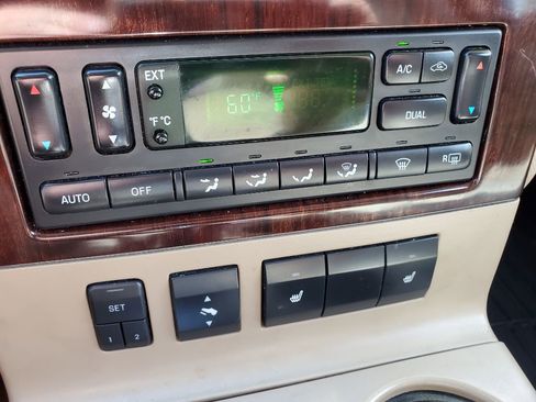 Used 2008 Ford Explorer Limited AWD/4WD image 22