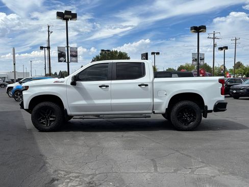 Used 2020 Chevrolet Silverado 1500 LT Trail Boss AWD/4WD image 3
