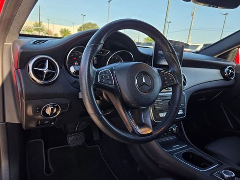 Used 2020 Mercedes-Benz GLA 250 image 8