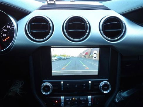 Used 2018 Ford Mustang GT Premium image 20