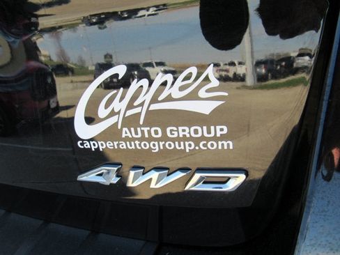 Used 2023 Ford Explorer XLT w/ Equipment Group 202A AWD/4WD image 38