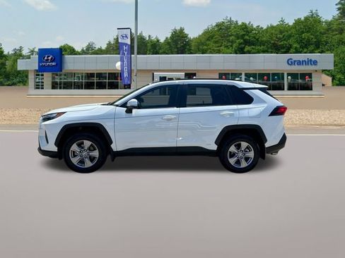 Used 2024 Toyota RAV4 XLE w/ Convenience Package AWD/4WD image 10