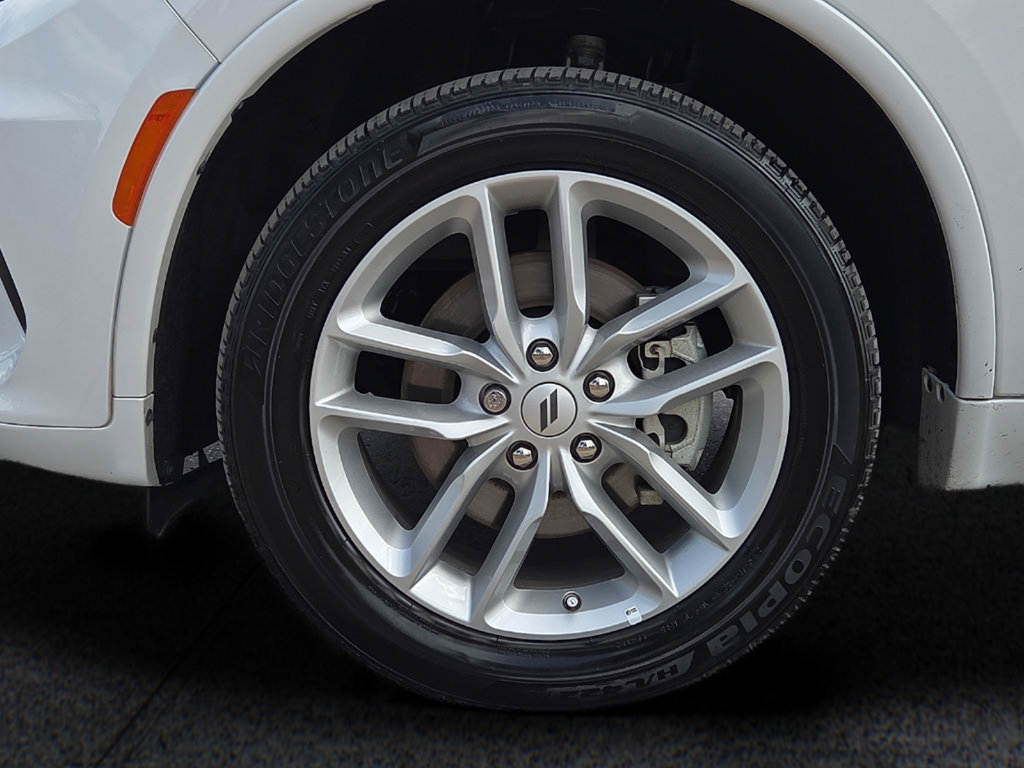 Used 2025 Dodge Durango GT AWD/4WD image 8
