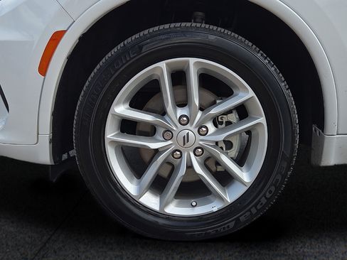 Used 2025 Dodge Durango GT AWD/4WD image 8