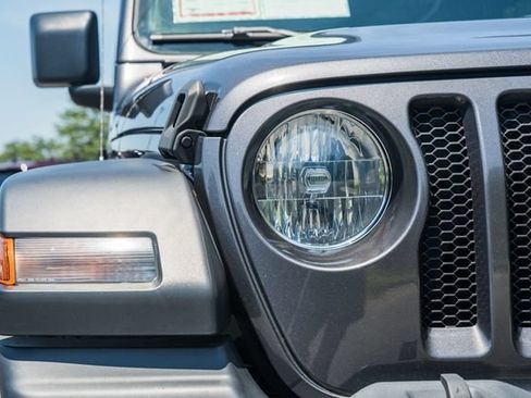 Used 2022 Jeep Wrangler Unlimited Sport AWD/4WD image 27