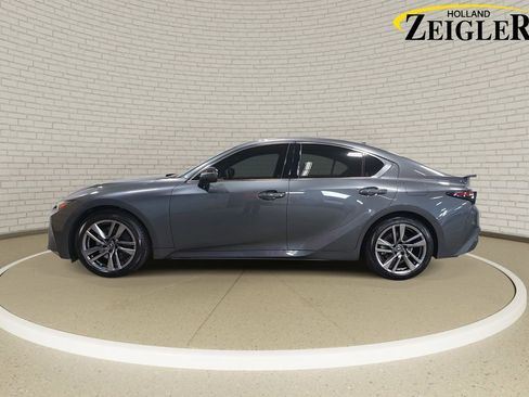 Used 2022 Lexus IS 300 AWD w/ Comfort Package image 8