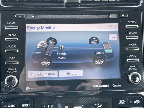 Used 2020 Toyota Prius Prime LE image 32