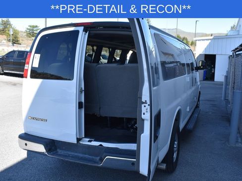 Used 2025 Chevrolet Express 3500 LT image 12