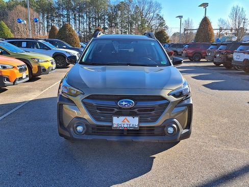 Certified 2025 Subaru Outback Premium image 6