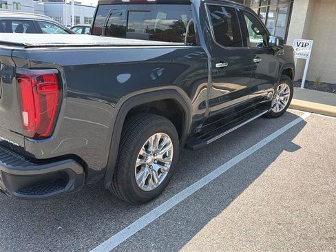 Used 2021 GMC Sierra 1500 Denali w/ Driver Alert Package II AWD/4WD image 8