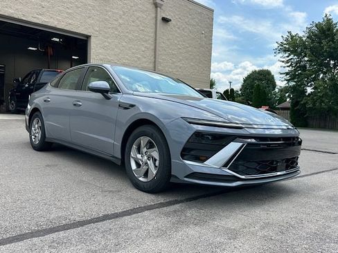 New 2026 Hyundai Sonata SE FWD image 9