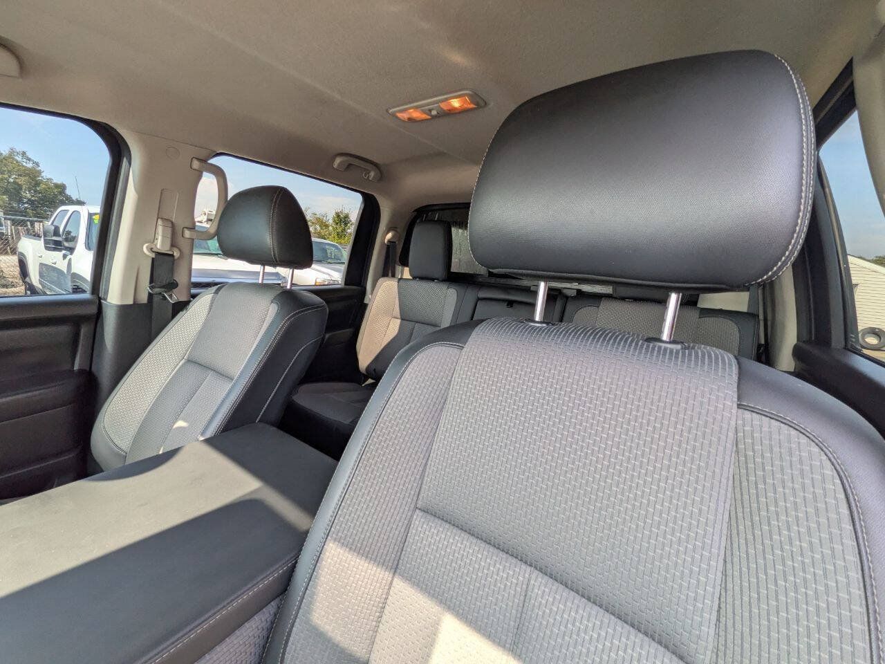 Used 2021 Nissan Titan S w/ S Utility Package AWD/4WD image 14