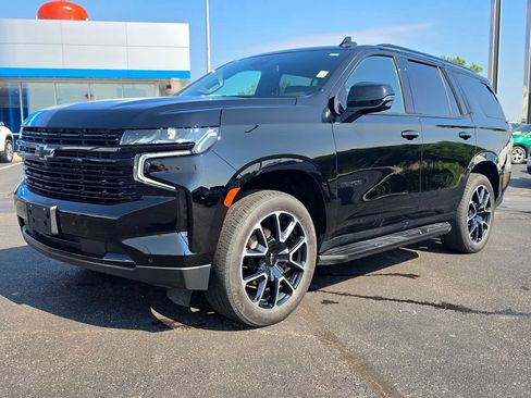 Used 2024 Chevrolet Tahoe RST w/ Luxury Package AWD/4WD image 2