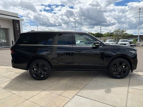 New 2026 Lincoln Navigator Black Label AWD/4WD image 5
