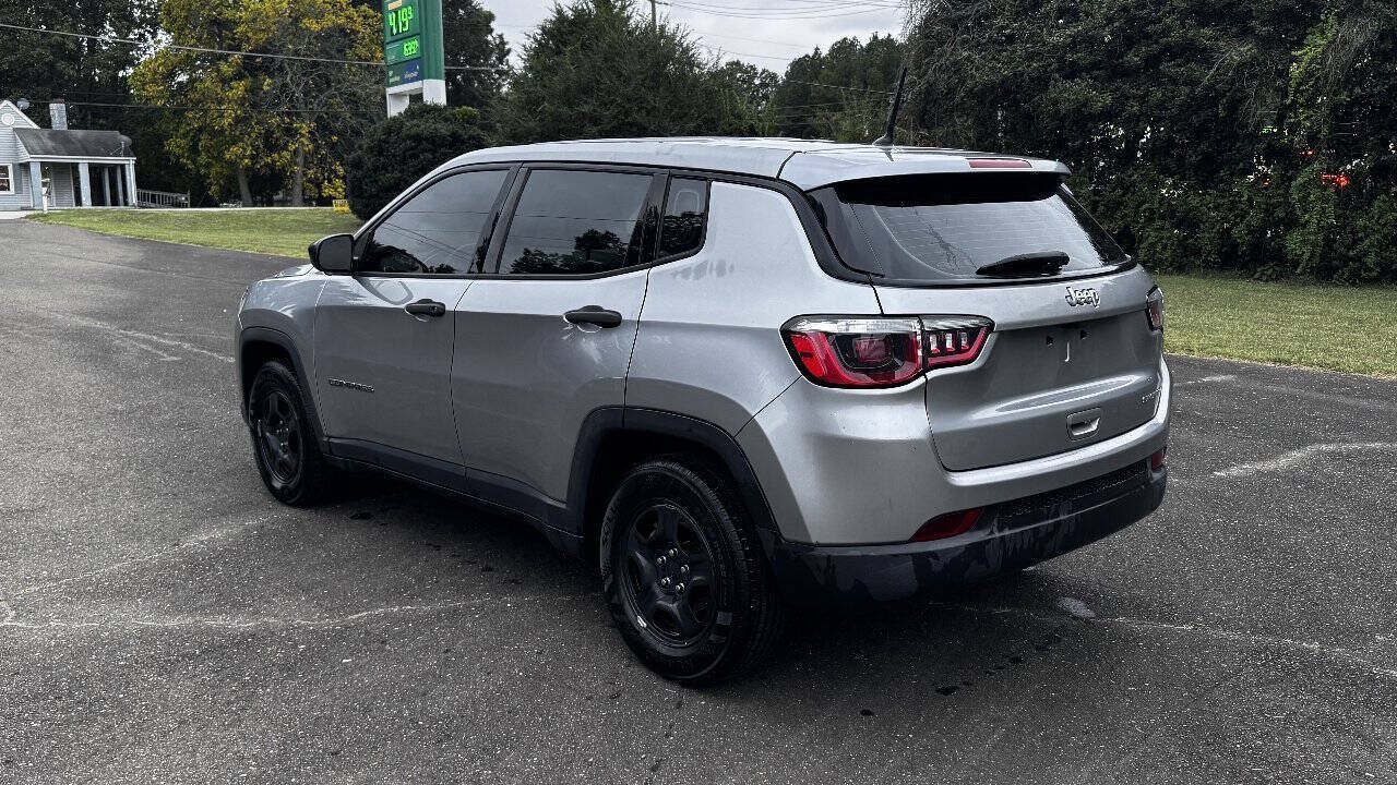 Used 2017 Jeep Compass Sport FWD image 6
